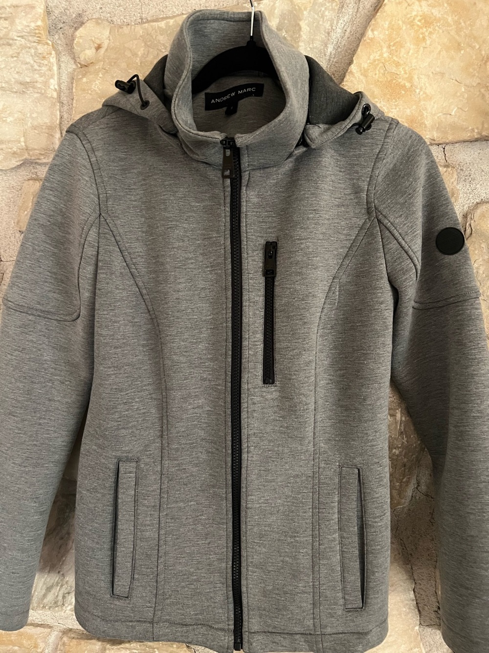 Andrew Marc Women’s Full Zip Up Gray Removable Hood
Scuba Jacket Size S